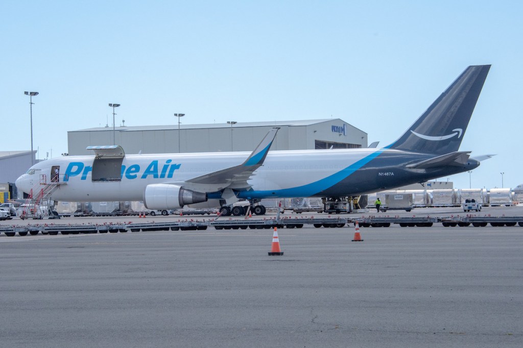 An Amazon Prime Air Boeing 767