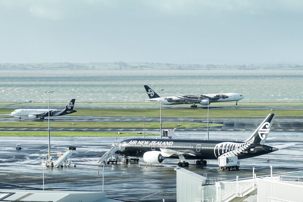 An Air New Zealand Boeing 777 lands in Auckland